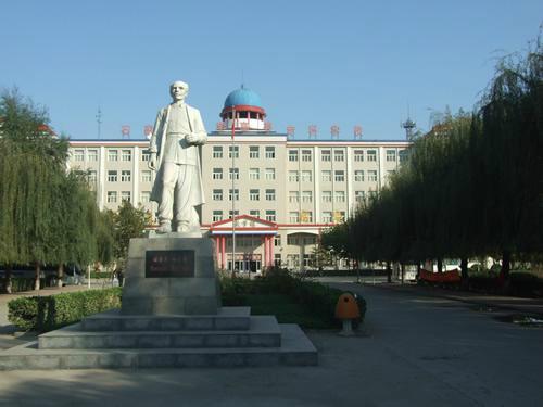 ӱУWhttp://www.tricolordisplay.cn