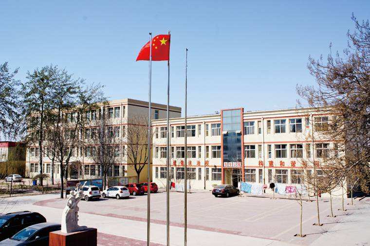唐山創(chuàng)元教育董老師實地走訪了保定藝術(shù)學(xué)校 唐山創(chuàng)元教育董老師實地走訪了保定藝術(shù)學(xué)校