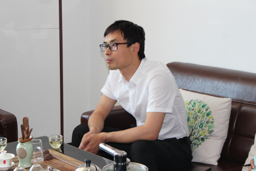 承德騰飛職業(yè)技術(shù)專修學(xué)院于杰院長(zhǎng)一行四人來公司考察交流 承德騰飛職業(yè)技術(shù)專修學(xué)院于杰院長(zhǎng)一行四人來公司考察交流