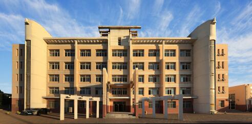 天津市建筑工程學校有“3+2”專業(yè)嗎?畢業(yè)出來是什么學歷? 天津市建筑工程學校有“3+2”專業(yè)嗎?畢業(yè)出來是什么學歷?