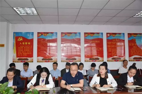 西安鐵道職業(yè)學(xué)校熱烈慶祝中國(guó)共產(chǎn)黨成立98周年 西安鐵道職業(yè)學(xué)校熱烈慶祝中國(guó)共產(chǎn)黨成立98周年