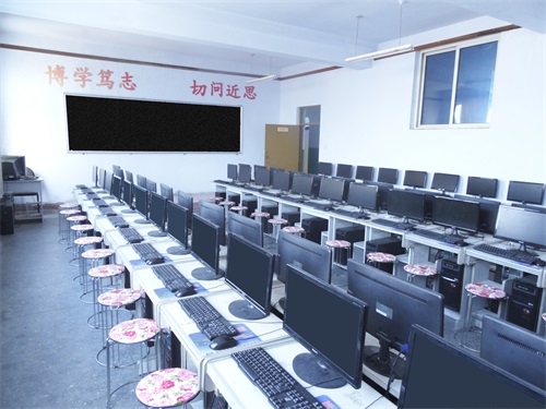 еͨ_ЌW(xu)УʲôkW(xu)ɫ