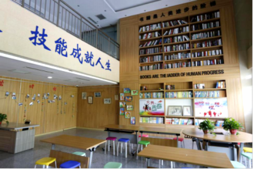 邯鄲經(jīng)濟(jì)管理中等專(zhuān)業(yè)學(xué)校電子商務(wù)專(zhuān)業(yè)好不好? 邯鄲經(jīng)濟(jì)管理中等專(zhuān)業(yè)學(xué)校電子商務(wù)專(zhuān)業(yè)好不好?