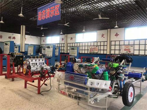 滄州哪個(gè)學(xué)校可以學(xué)汽車美容裝具技術(shù)? 滄州哪個(gè)學(xué)?梢詫W(xué)汽車美容裝具技術(shù)?