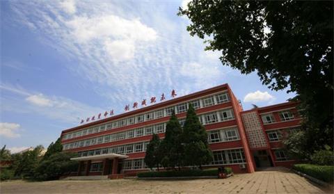 中國(guó)洛陽一拖技師學(xué)院方便就業(yè)嗎? 中國(guó)洛陽一拖技師學(xué)院方便就業(yè)嗎?