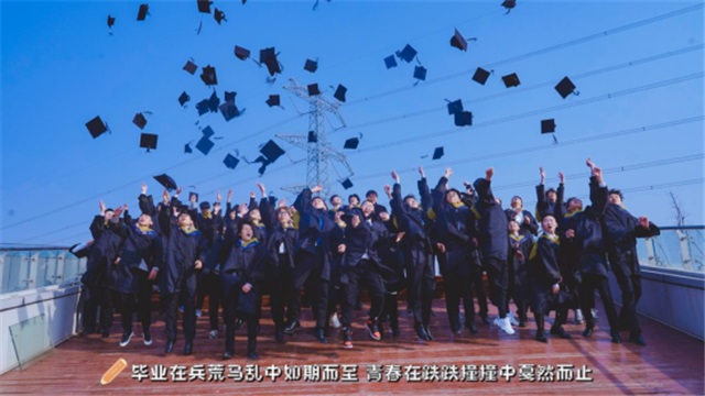 新青年學(xué)互聯(lián)網(wǎng)新技術(shù)創(chuàng)造新時代 新青年學(xué)互聯(lián)網(wǎng)新技術(shù)創(chuàng)造新時代