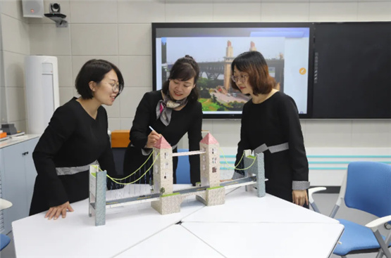 陜西省建筑材料工業(yè)學校的老師怎么樣? 陜西省建筑材料工業(yè)學校的老師怎么樣?