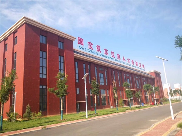 石家莊技師學院好不好? 石家莊技師學院好不好?