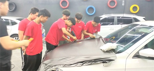 保定萬(wàn)維科技技工學(xué)校 保定萬(wàn)維科技技工學(xué)校