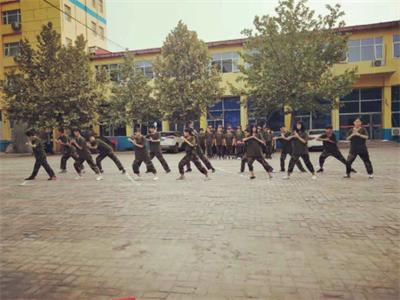 _O(sh)Cһw󌣰ČW(xu)У᣿ 