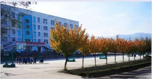 陜西電子信息職業(yè)技術(shù)學(xué)院招生簡(jiǎn)章 陜西電子信息職業(yè)技術(shù)學(xué)院招生簡(jiǎn)章