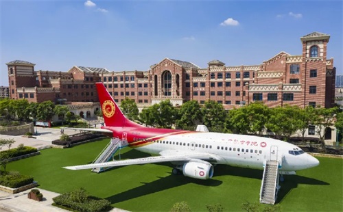 天府航空職業(yè)學院實行了哪些資質(zhì)政策? 天府航空職業(yè)學院實行了哪些資質(zhì)政策?