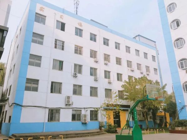 西安鐵路高級技工學(xué)校畢業(yè)生未來好就業(yè)嗎? 西安鐵路高級技工學(xué)校畢業(yè)生未來好就業(yè)嗎?