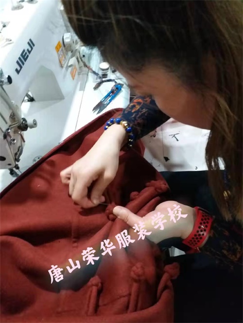 立體裁剪好學(xué)嗎?值得學(xué)習(xí)嗎? 立體裁剪好學(xué)嗎?值得學(xué)習(xí)嗎?